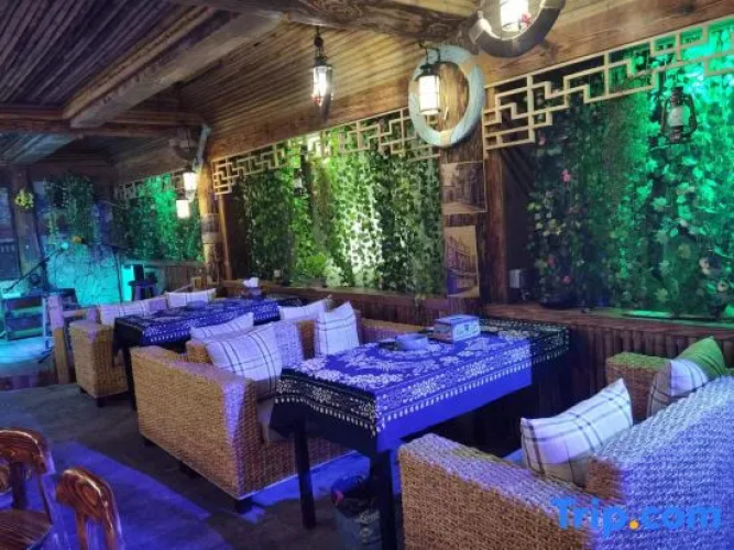 Baihe Wharf Inn