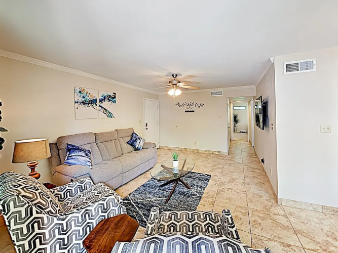 3600 Scottsdale - 2 Br Condo