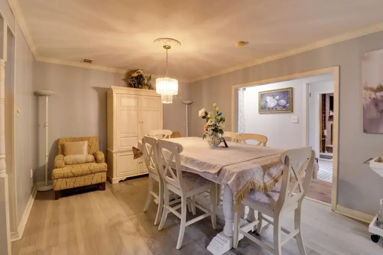 5 Mi to Bellhaven: Spacious Getaway in Jackson