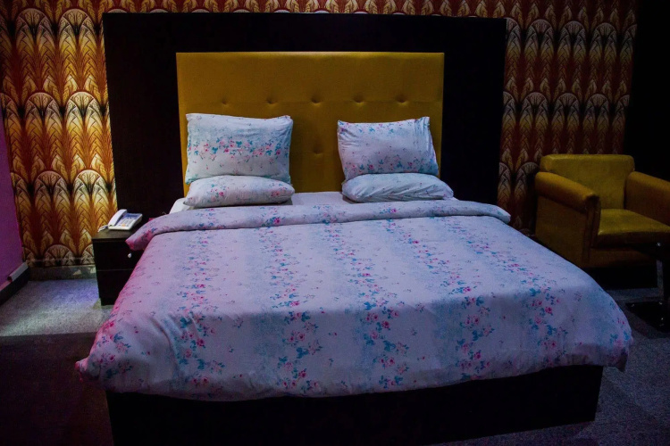 Paris Suites