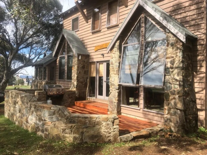 Double Chalet
