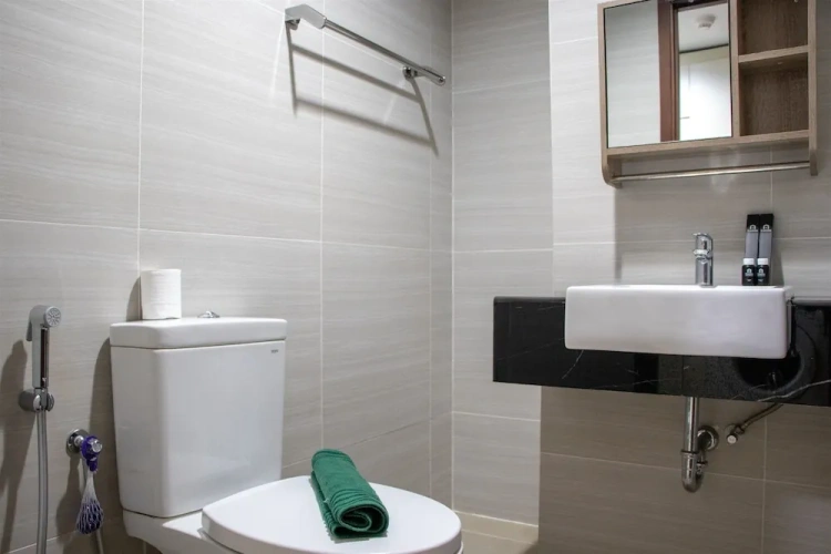 2 Bedrooms Apartment