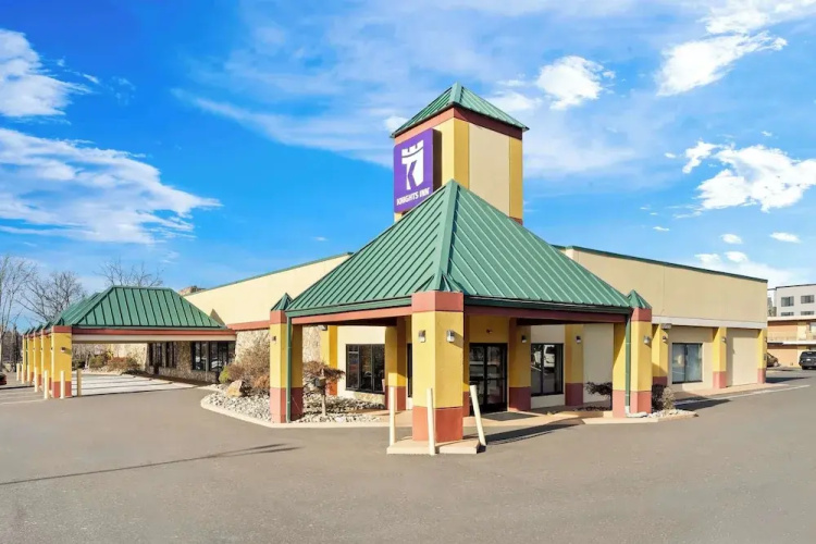 Quality Inn Conference Center