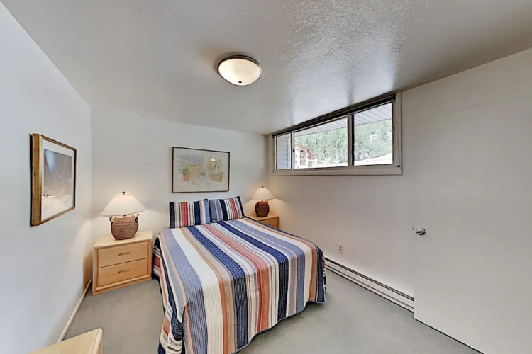 13tr18vy 2 Bedroom Condo