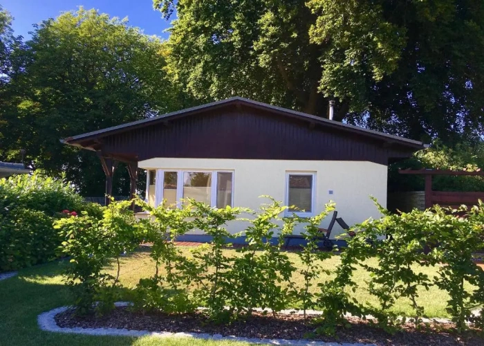 2 Bedrooms Cottage