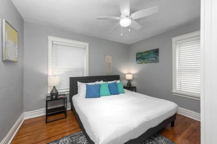 Charming & Historic 1br