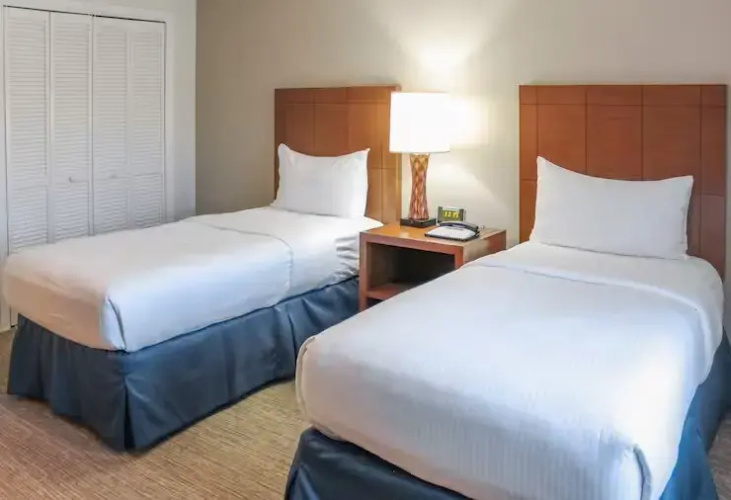 2 Bedrooms Quadruple Suite
