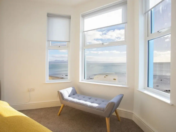 The Towers - Llyn