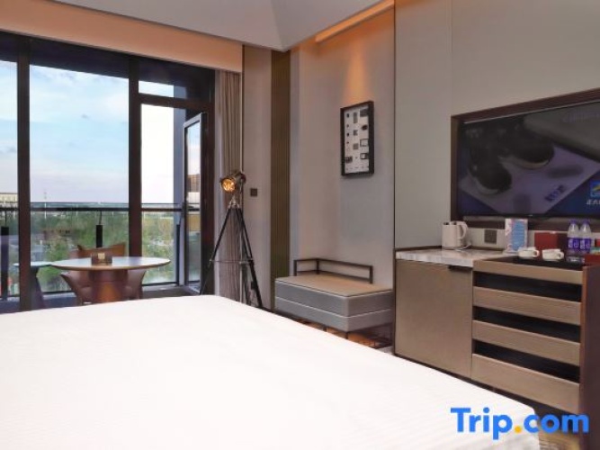 Deluxe Double Suite