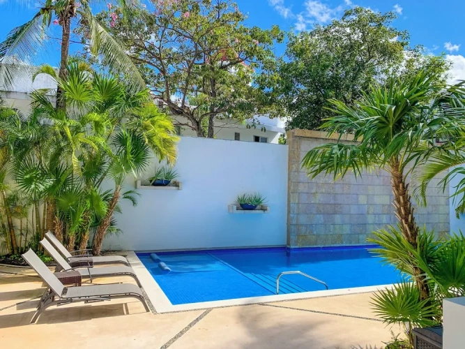 2 Bedrooms Deluxe Duplex room with pool view
