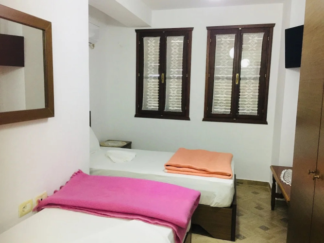 Denis Guest House