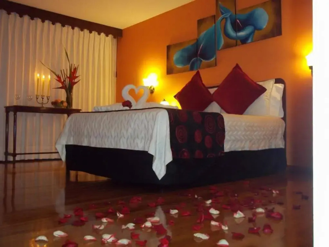 Regines Hotel