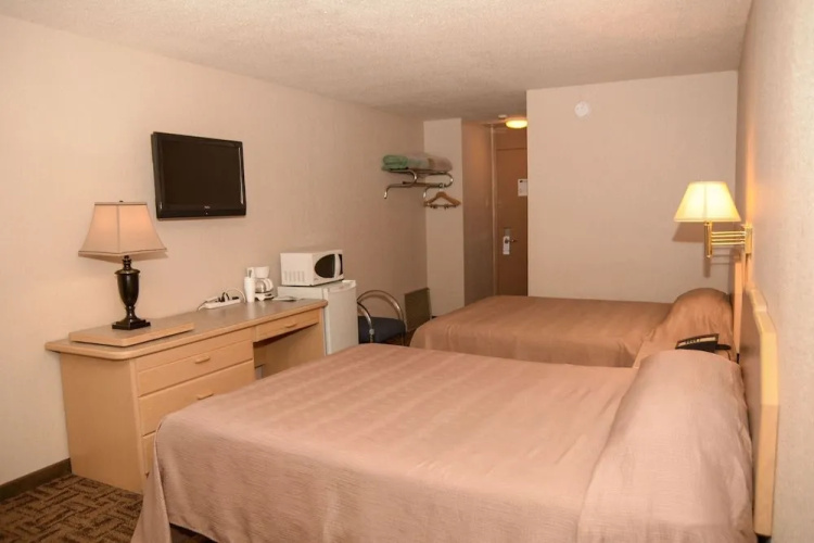 Morden Motor Inn