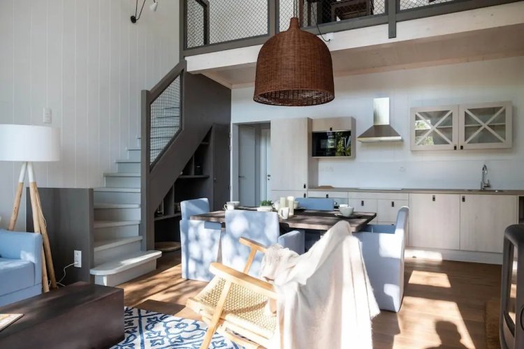 Duplex in Tournai With Lake Views
