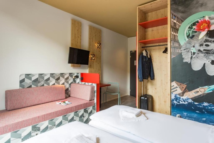 Guest rooms