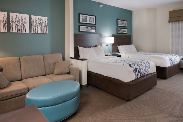 Quadruple Suite
