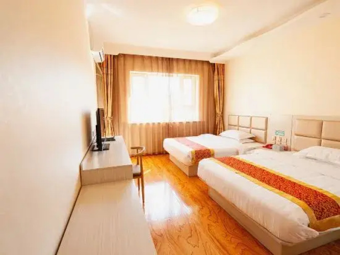 Luzhu Hotel