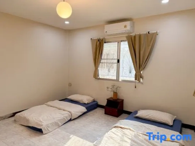 3 Bedrooms Cottage