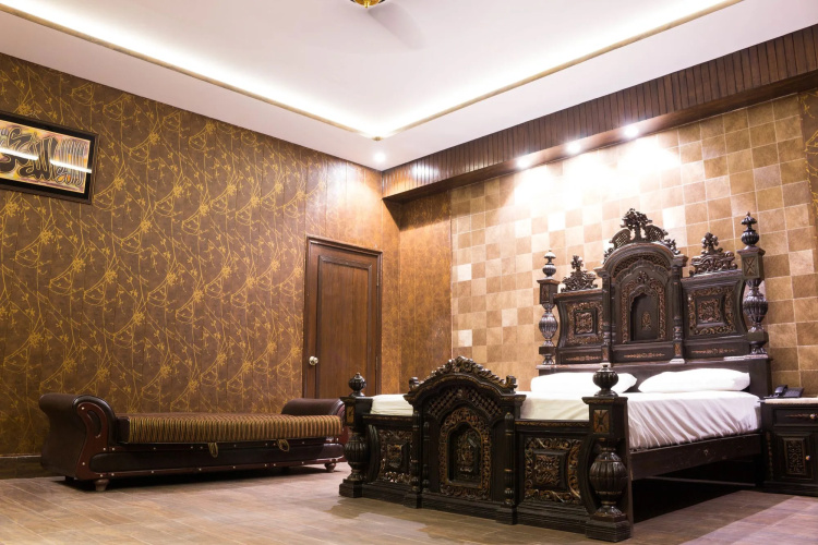 Hotel 12J