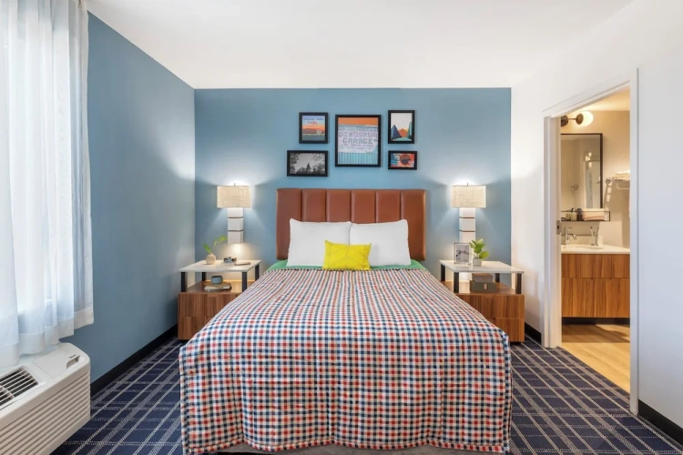 Double Suite