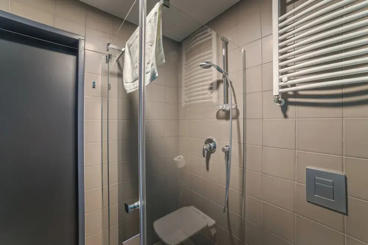 Scout Hotel