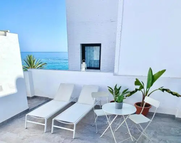Easy Nerja Beach House