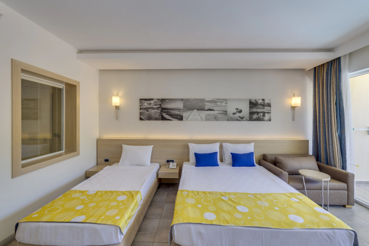 Voxx Resort