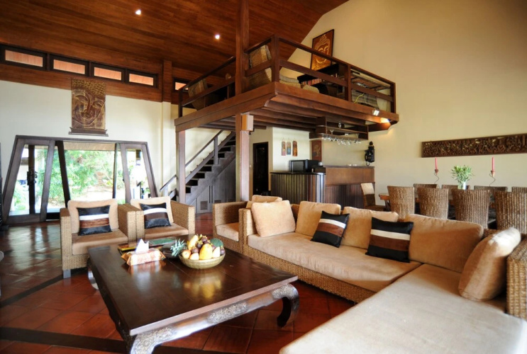 All Inclusive 4 Bedroom Beach Front