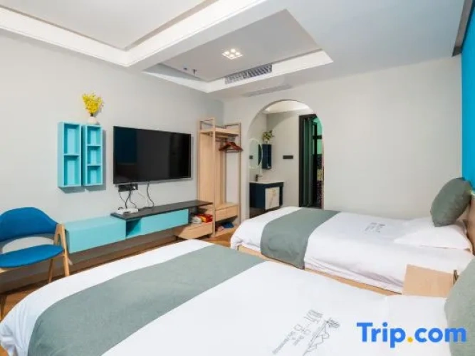 Standard Twin room with balcony and with sea view