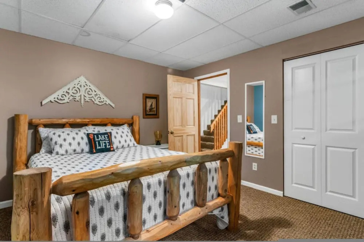 Lakeside Getaway pet Friendly