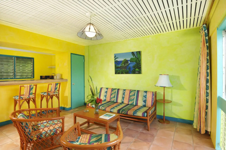 Doctors Cave Beach Hotel