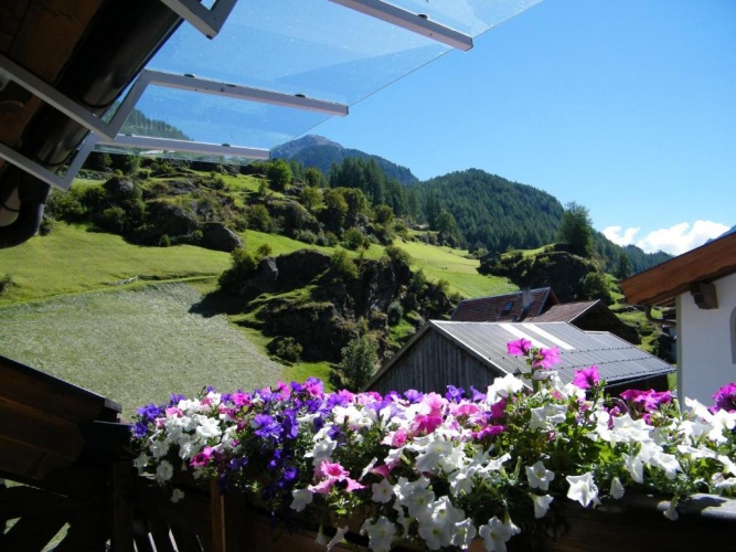 2 Bedrooms Apartment with balcony