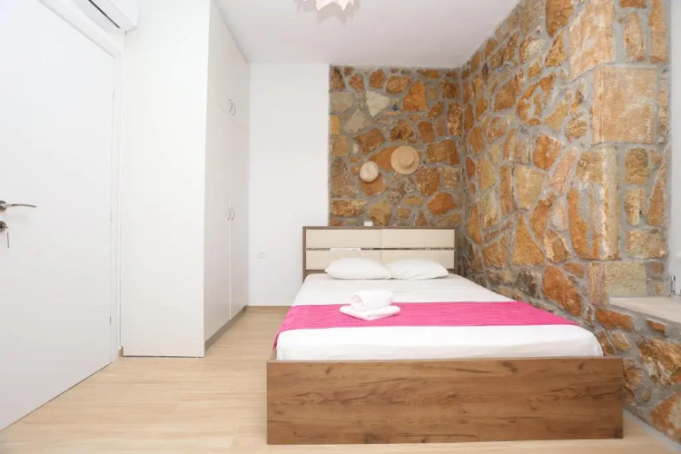 Villa Douglas - Private Pool, BBQ, 4Bdrms, View