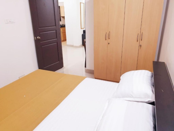 2 Bedrooms Apartment