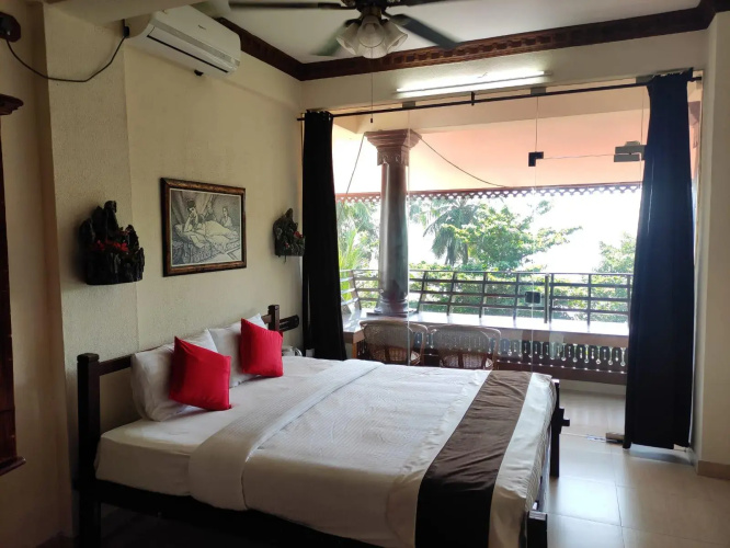 Kovalam Beach Hotel