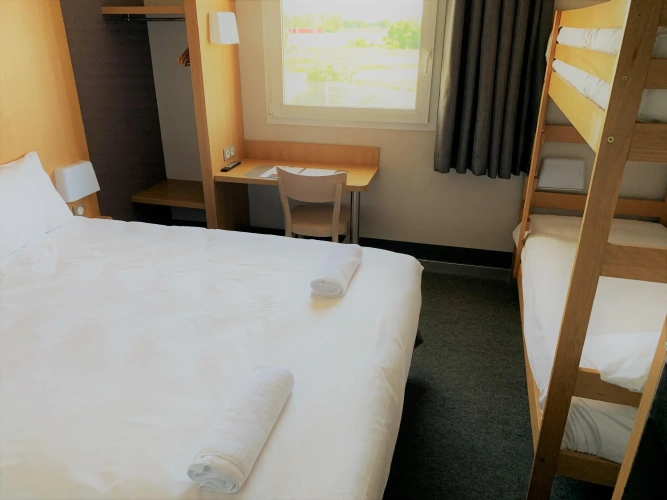 Standard Quadruple room