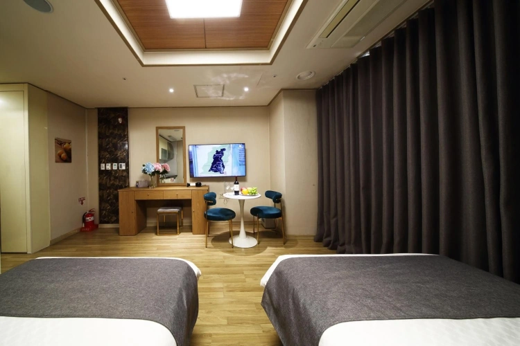 Guest rooms