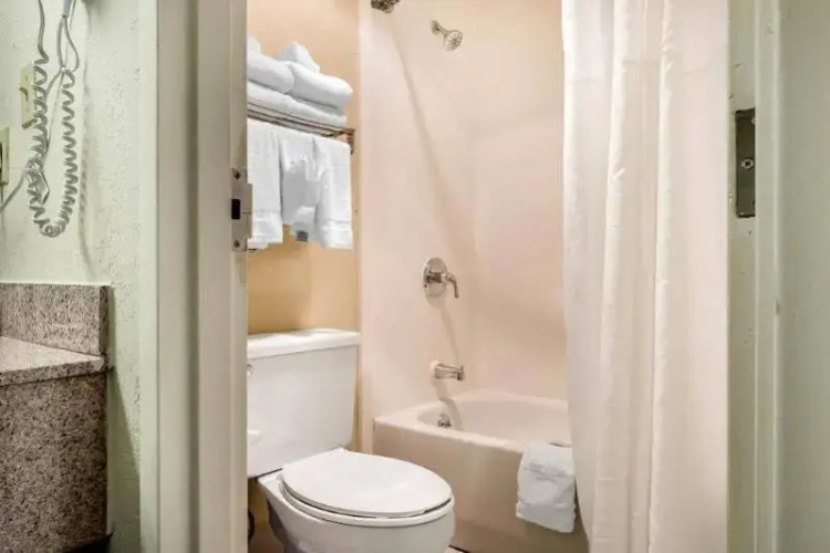 Comfort Inn