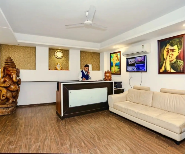 Hotel Callista Inn Golf Course Road