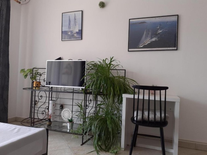 1 Bedroom Apartment with balcony