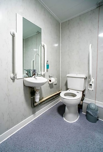 Standard Twin room with city view