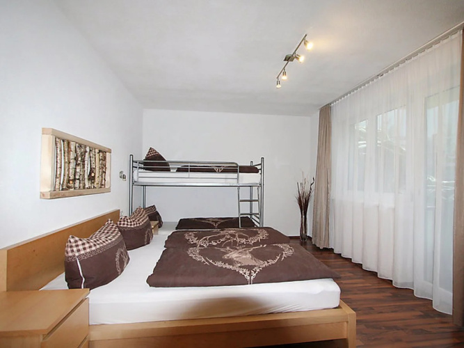 Apartment Matt See