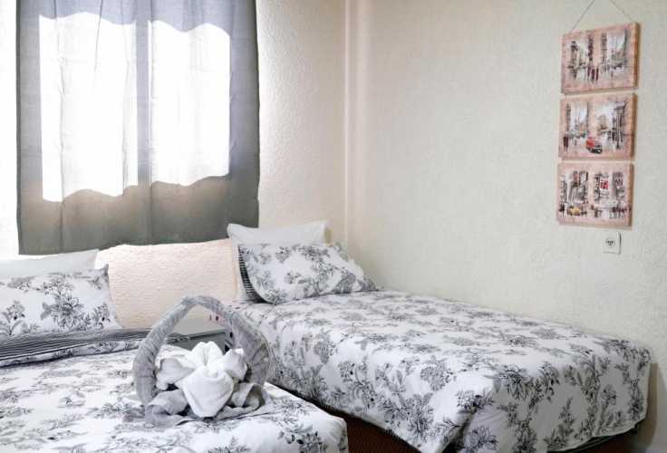 Economy room