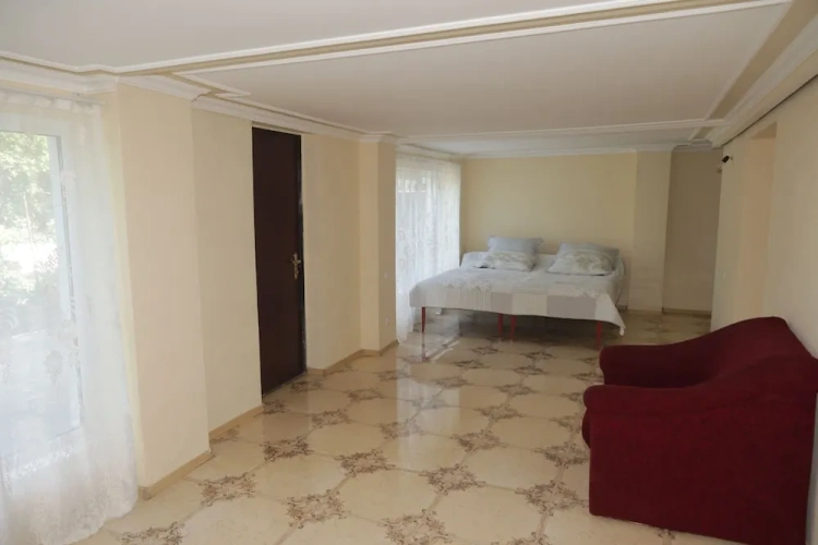 Economy Quadruple room