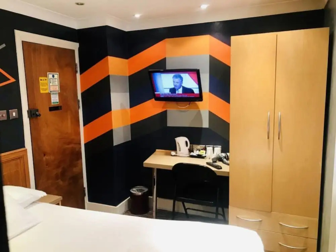 KX Rooms