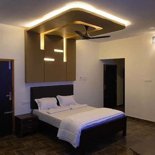 MRT Grand Residency