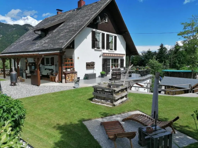 Haus Holunder Weissbriach
