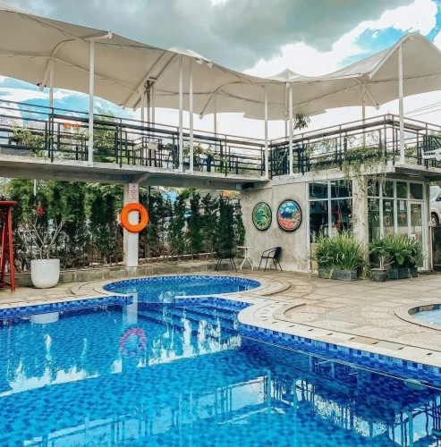 Bell's Place Hotel