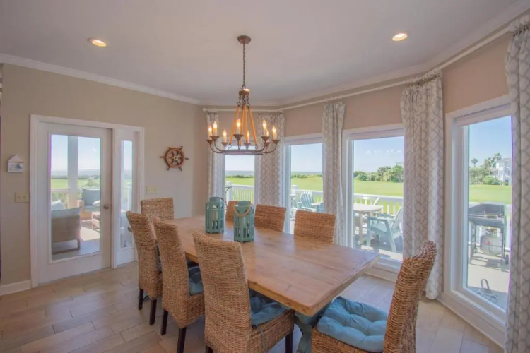 355 Ocean Point Dr