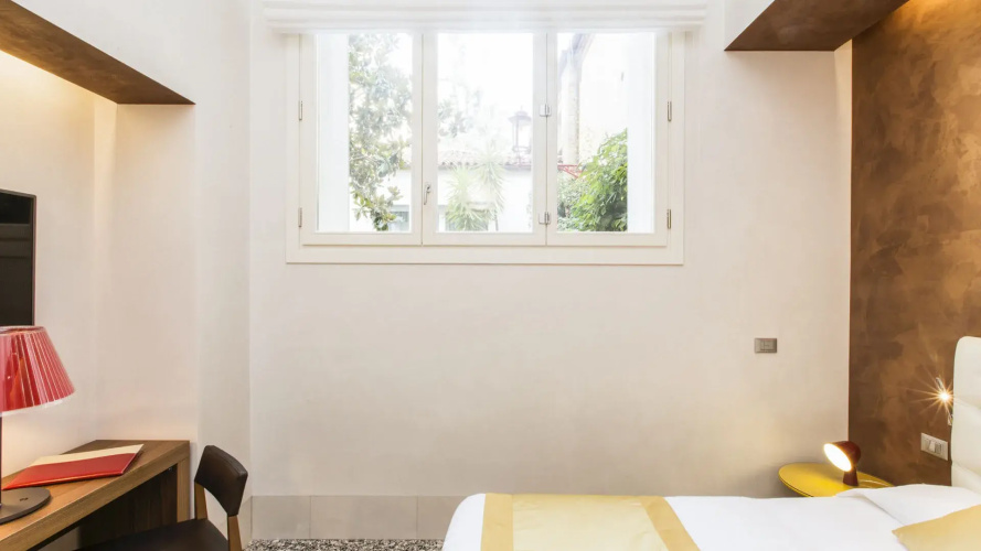 Hotel American Dinesen